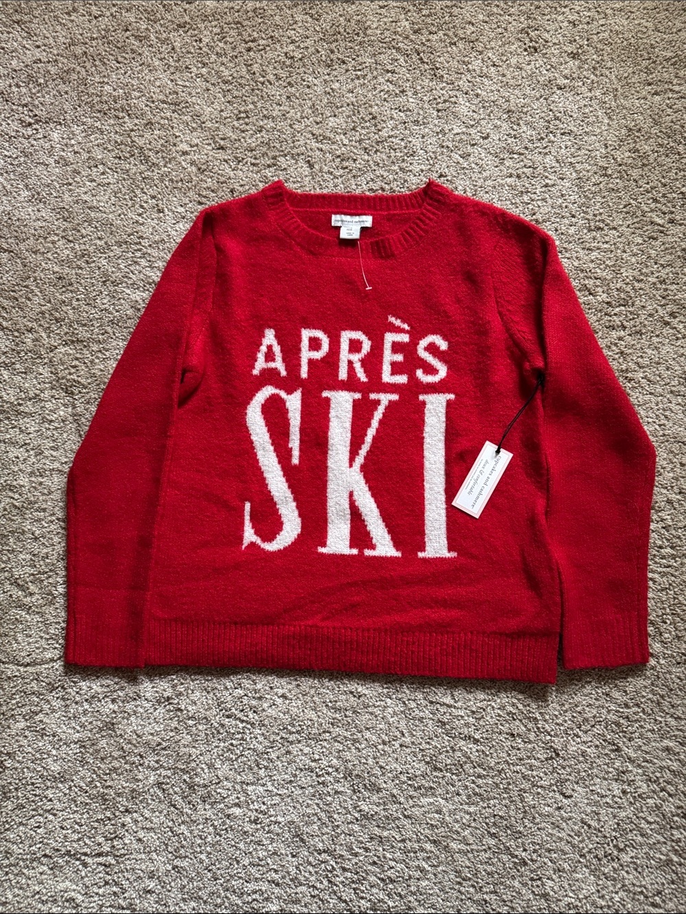 Cupcakes & Cashmere Sweater Apres Ski Soft & Cozy Long Sleeve Red & White